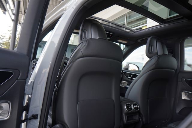 New 2026 MANUFAKTUR Alpine Grey Mercedes-Benz GLC 300 image 54