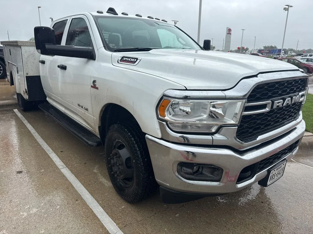 2022 RAM 3500 Tradesman 4X4 Crew Cab DRW's photo