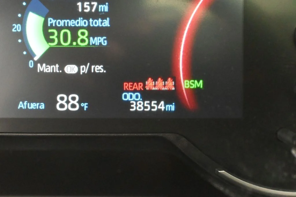 Used 2025 Ice Toyota XLE image 21