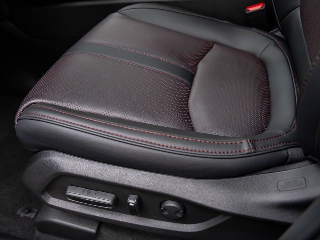 2026 Honda Pilot Black Edition - Photo 17