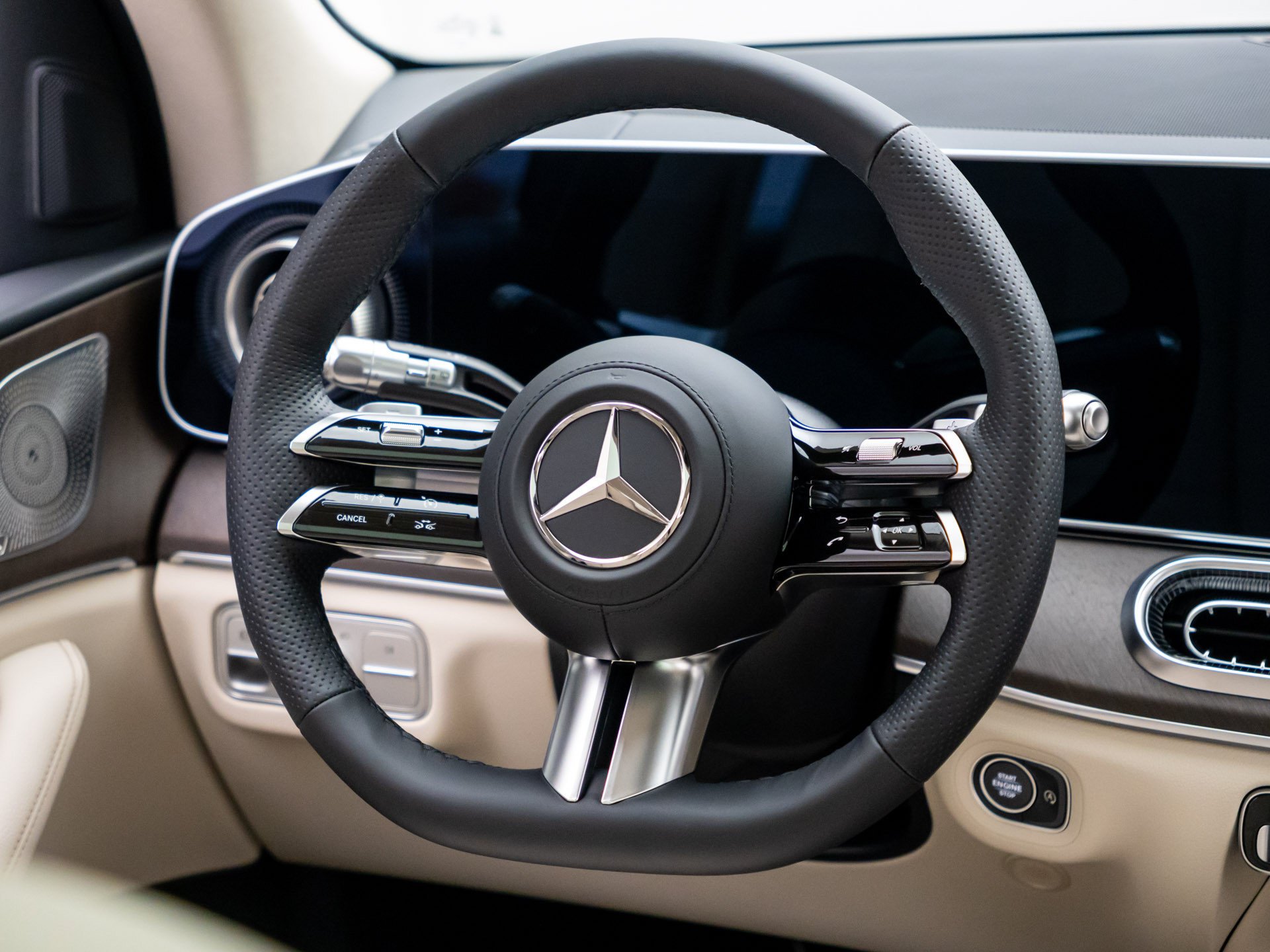 New 2027 White Mercedes-Benz GLE 350 image 11