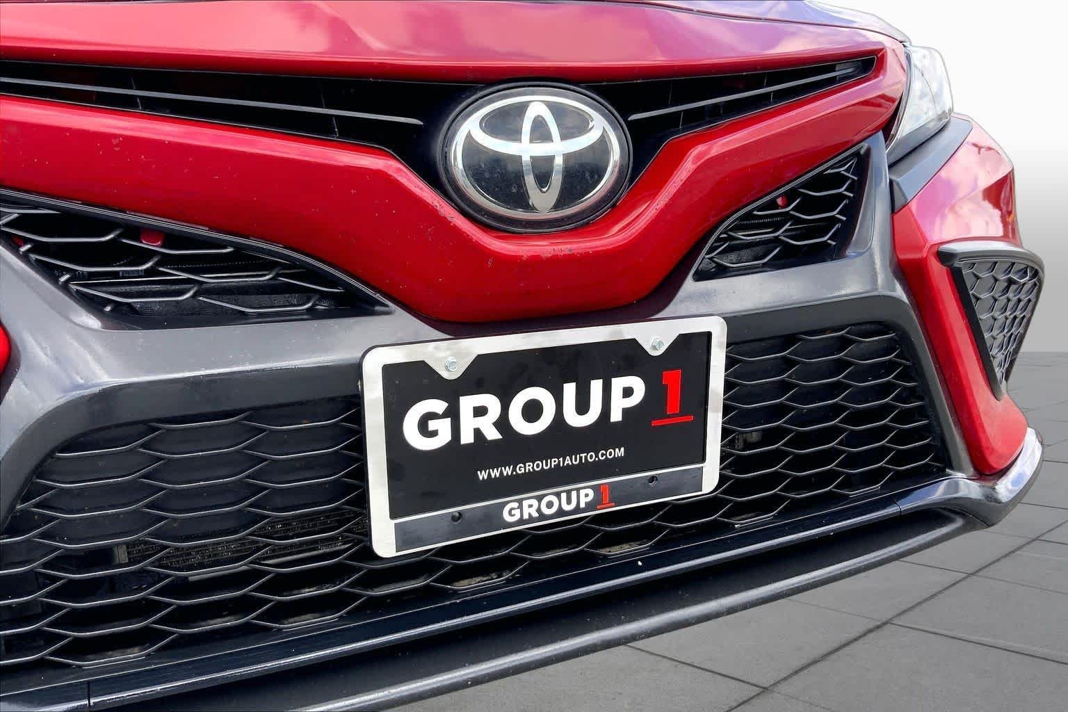 Used 2022 Supersonic Red Toyota SE image 29