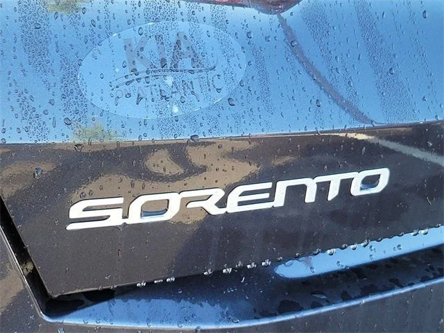 2025 Kia Sorento S - Photo 10