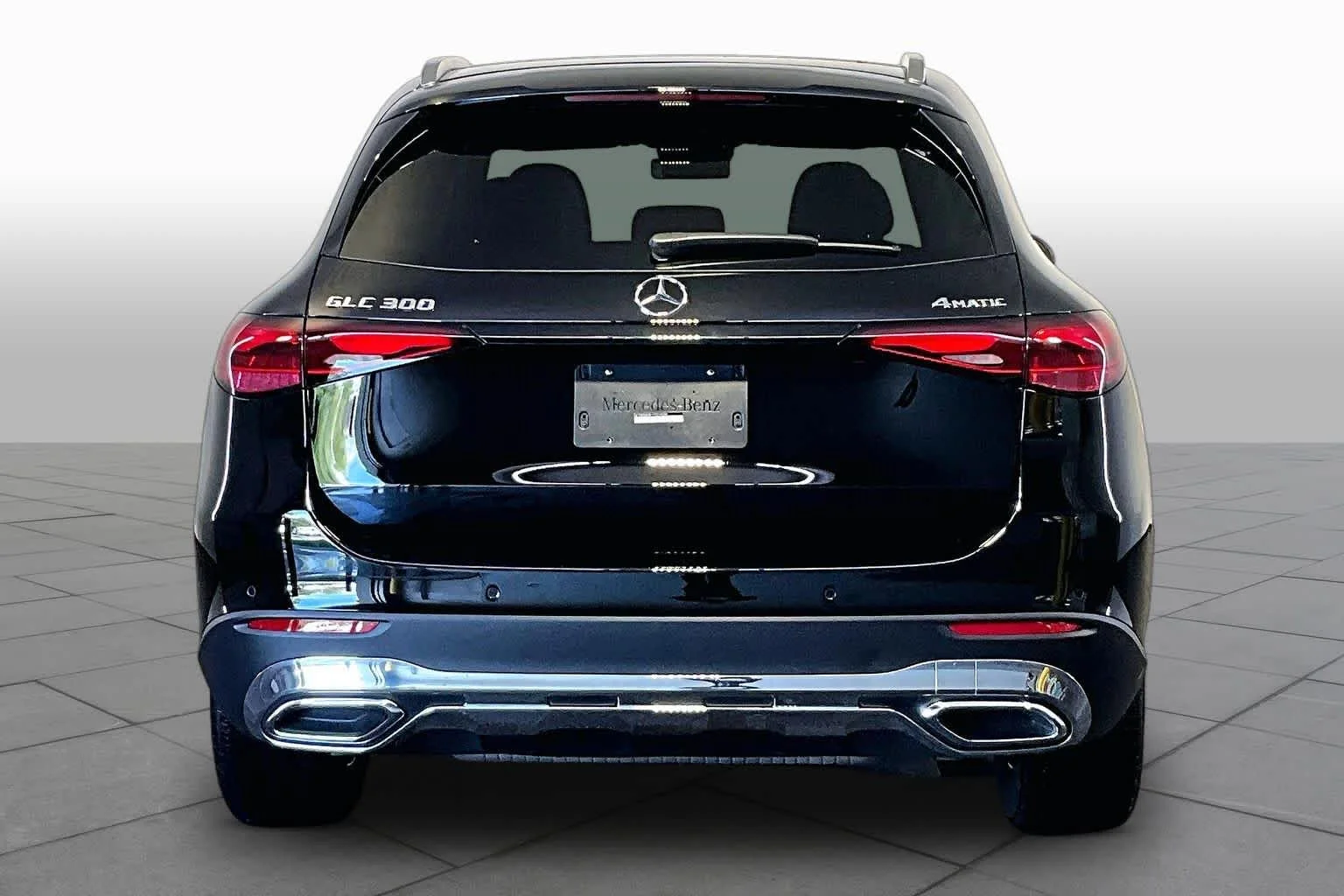 Certified Used 2026 Black Mercedes-Benz GLC 300 image 5