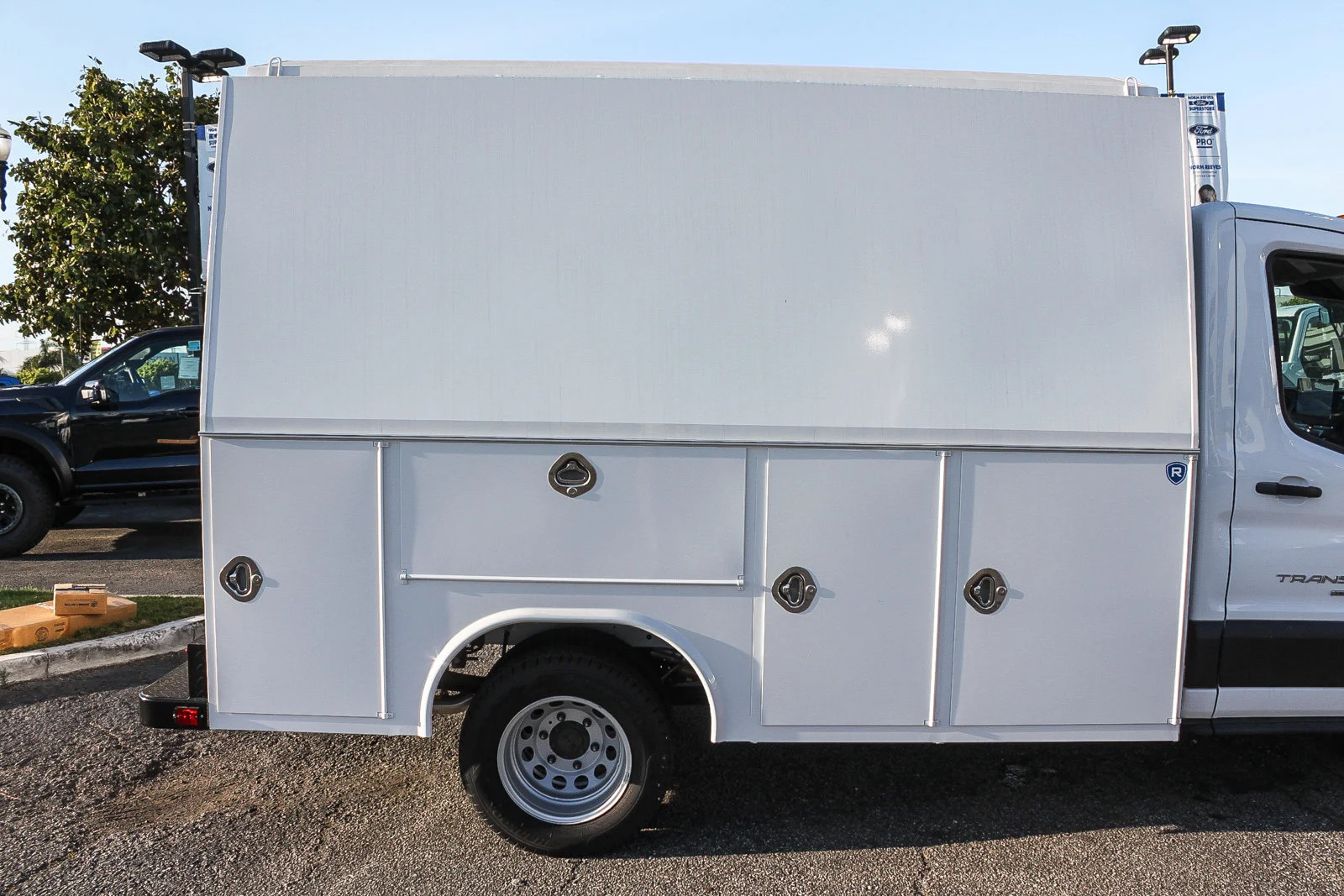 2024 Ford Transit Chassis Cab Base - Photo 13