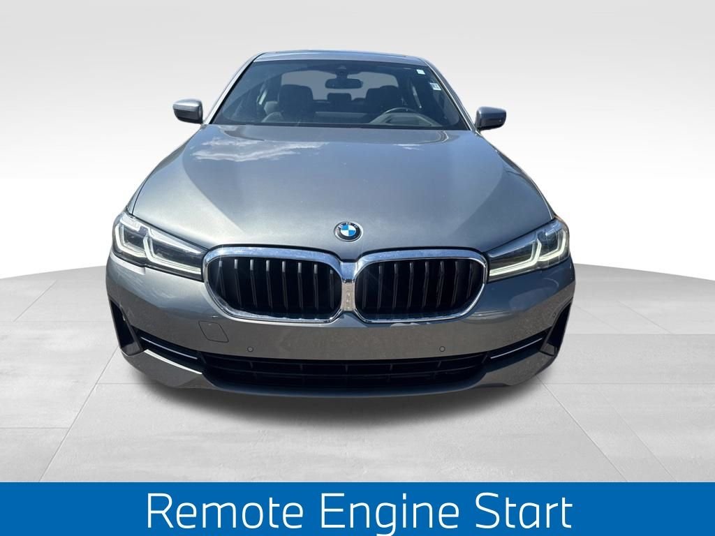 Used 2023 Gray BMW 540i image 5