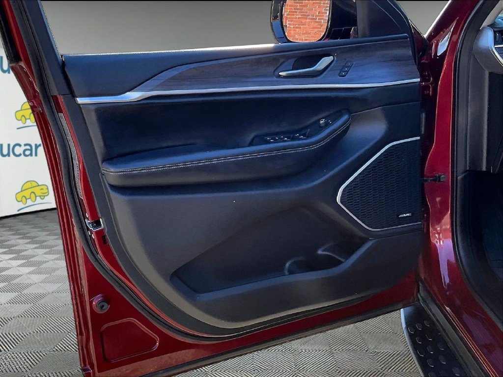Used 2021 Red Jeep Limited image 9