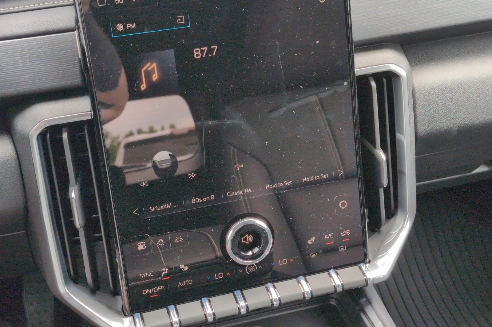 2026 GMC Acadia Elevation - Photo 19