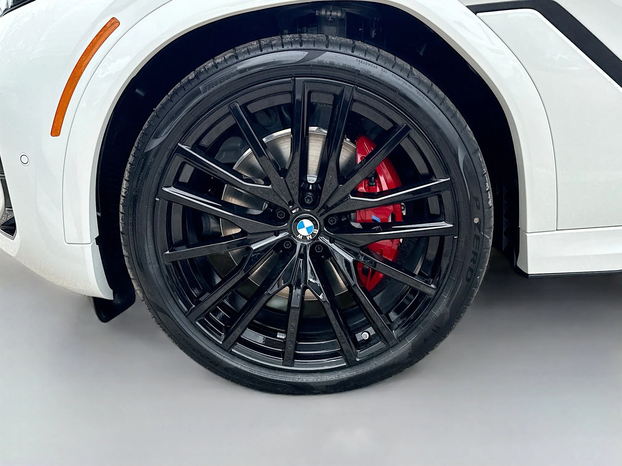 New 2027 Alpine White BMW xDrive40i image 42