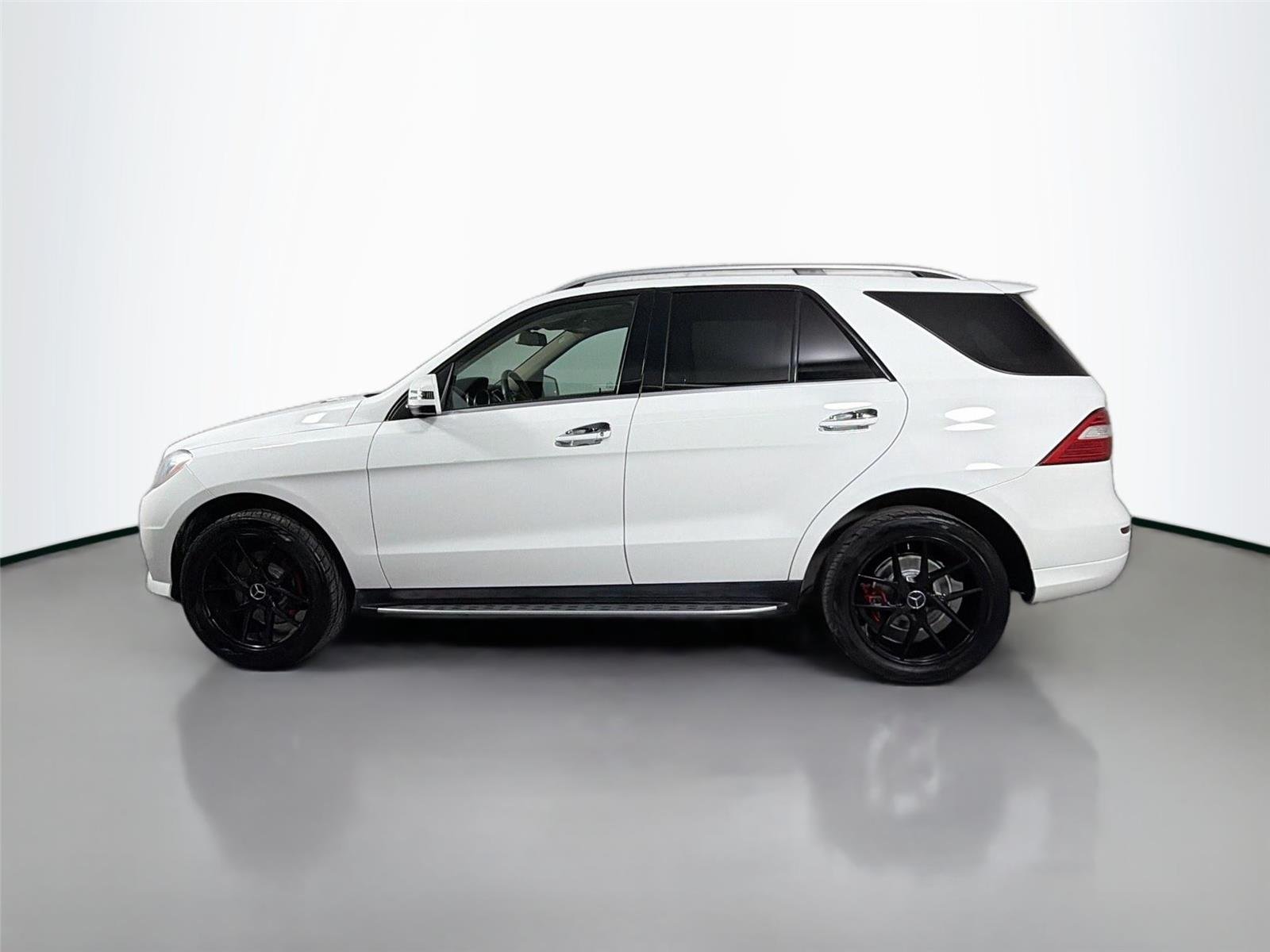 Used 2014 Polar White Mercedes-Benz ML 350 image 9