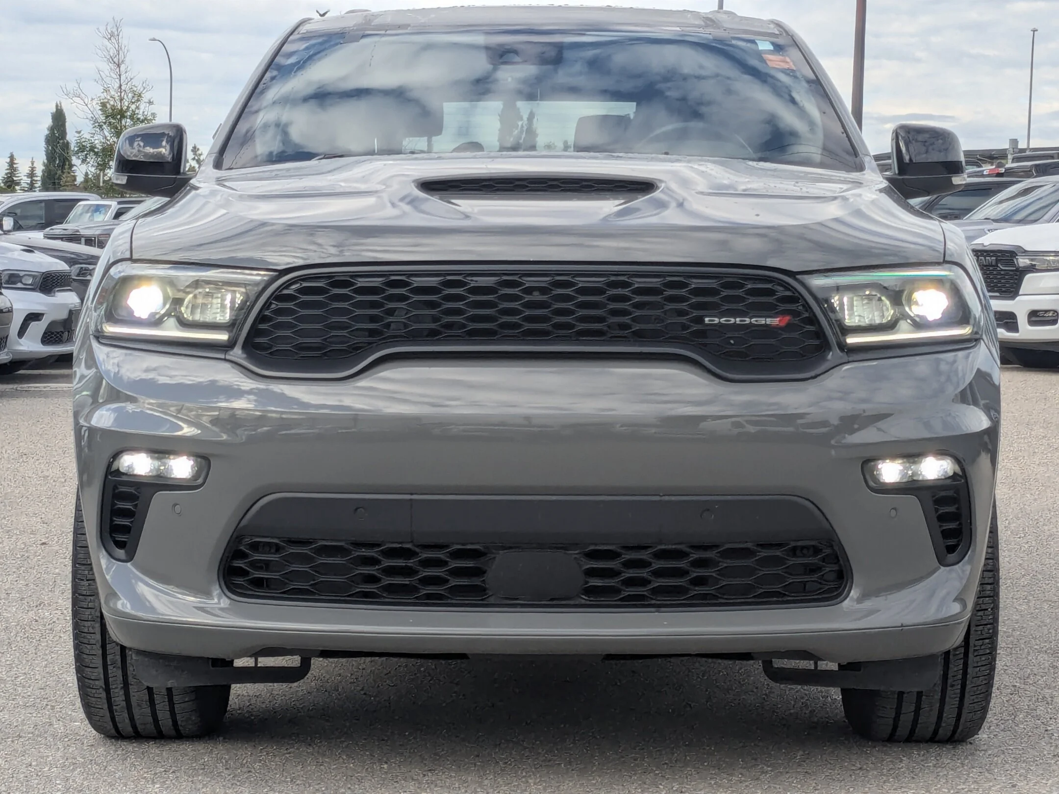 Certified Used 2023 Grey Dodge GT Plus - - AWD - Blacktop Pkg - Park Assist - 10.1 Touchscreen - Captain Chairs & More! image 3