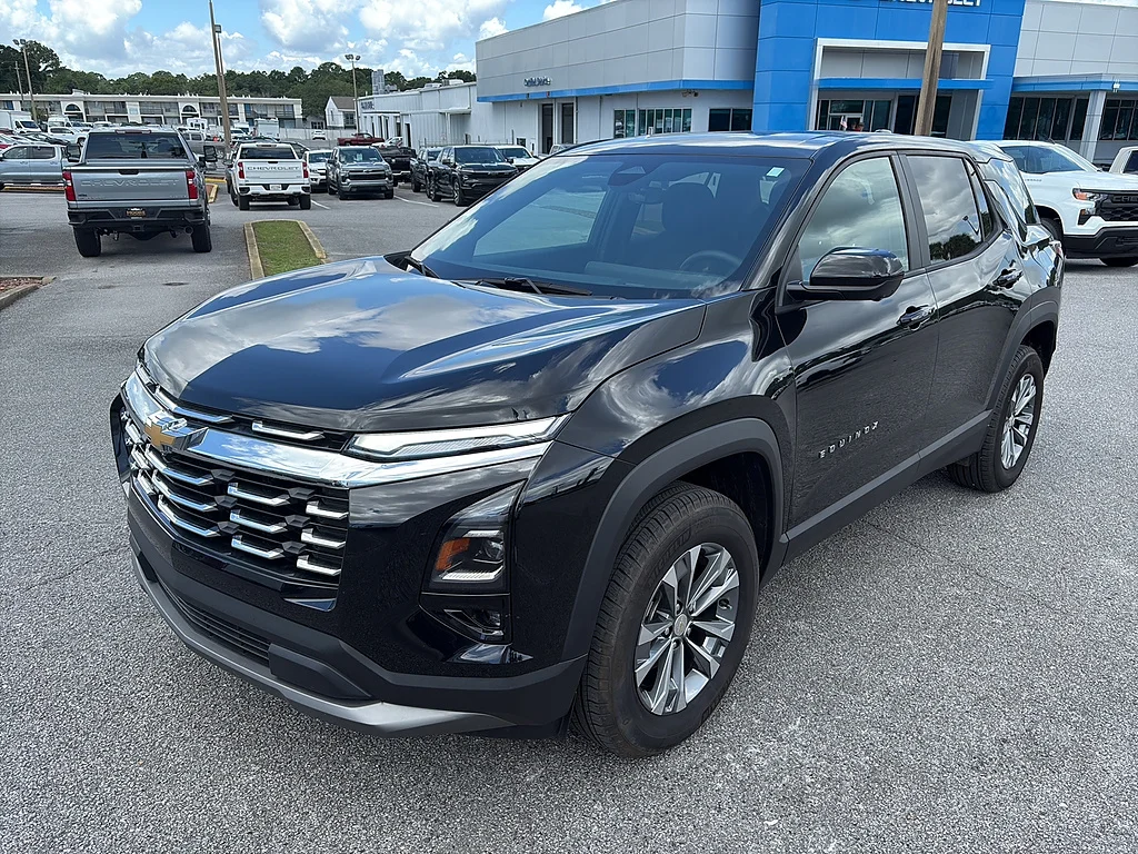 Used 2025 Mosaic Black Metallic Chevrolet  image 2
