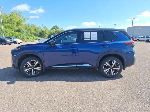 Used 2023 Blue Nissan SL image 4
