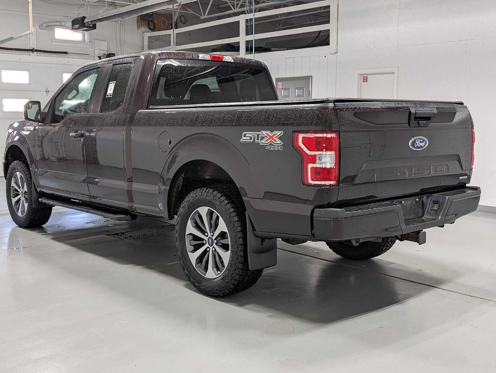 Used 2020 Magma Red Ford XL image 10