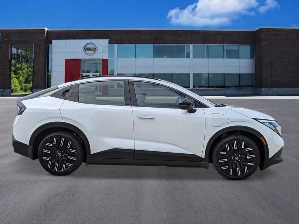 2026 Nissan LEAF Platinum+ - Photo 6