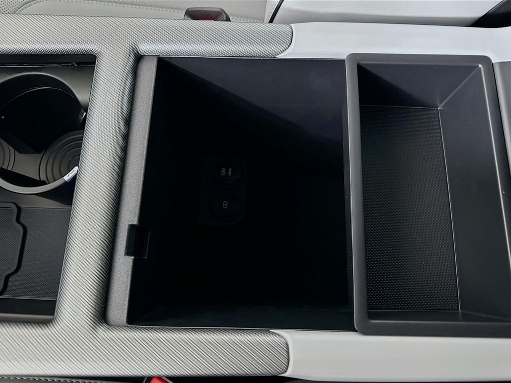 Certified Used 2025 Silver Hyundai SEL image 38