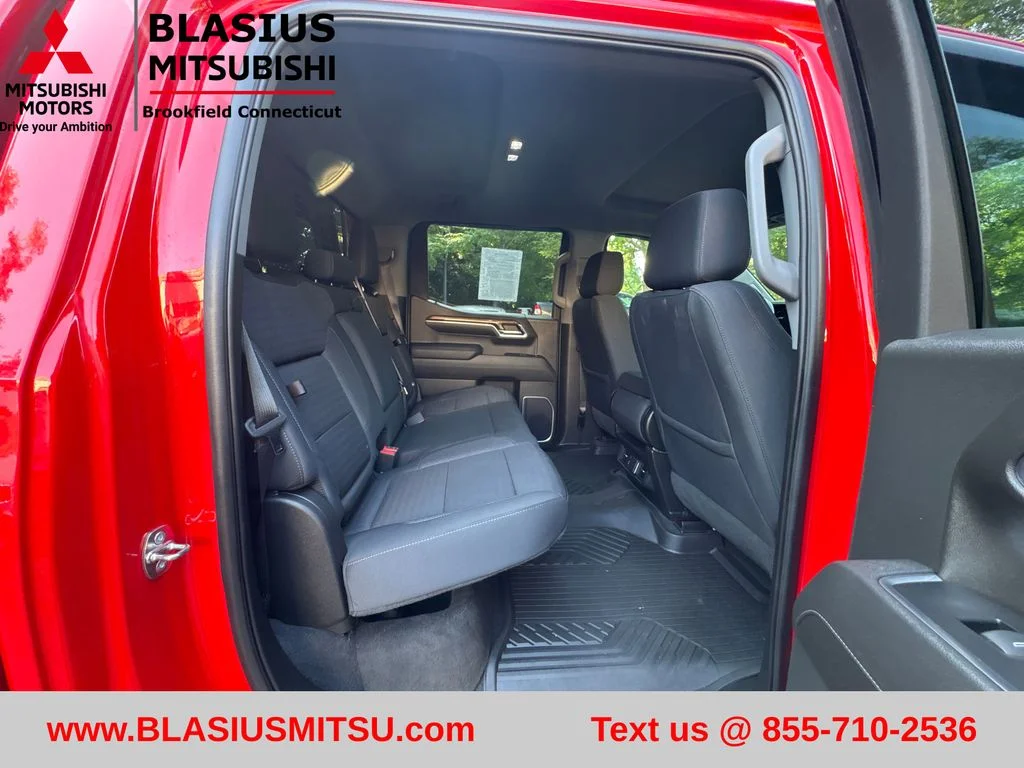 Used 2022 Red Chevrolet LT Trail Boss image 43