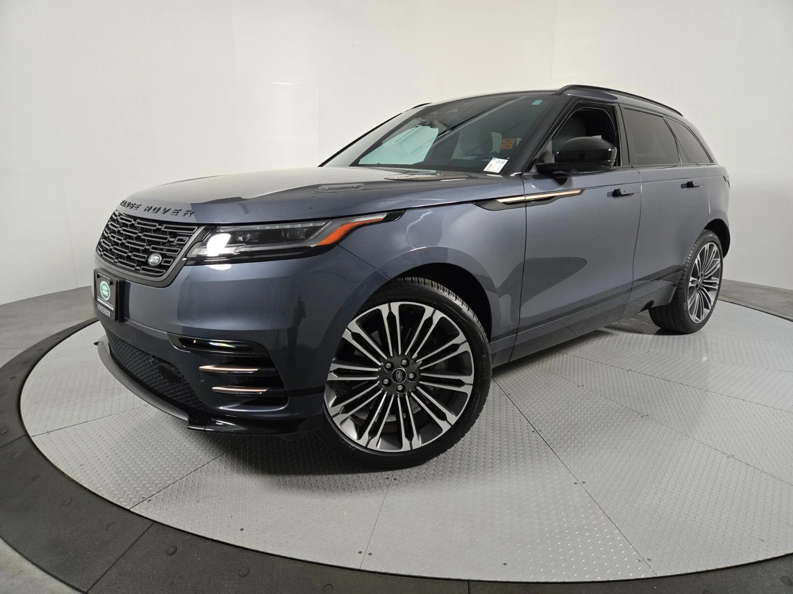 2024 Land Rover Range Rover Velar