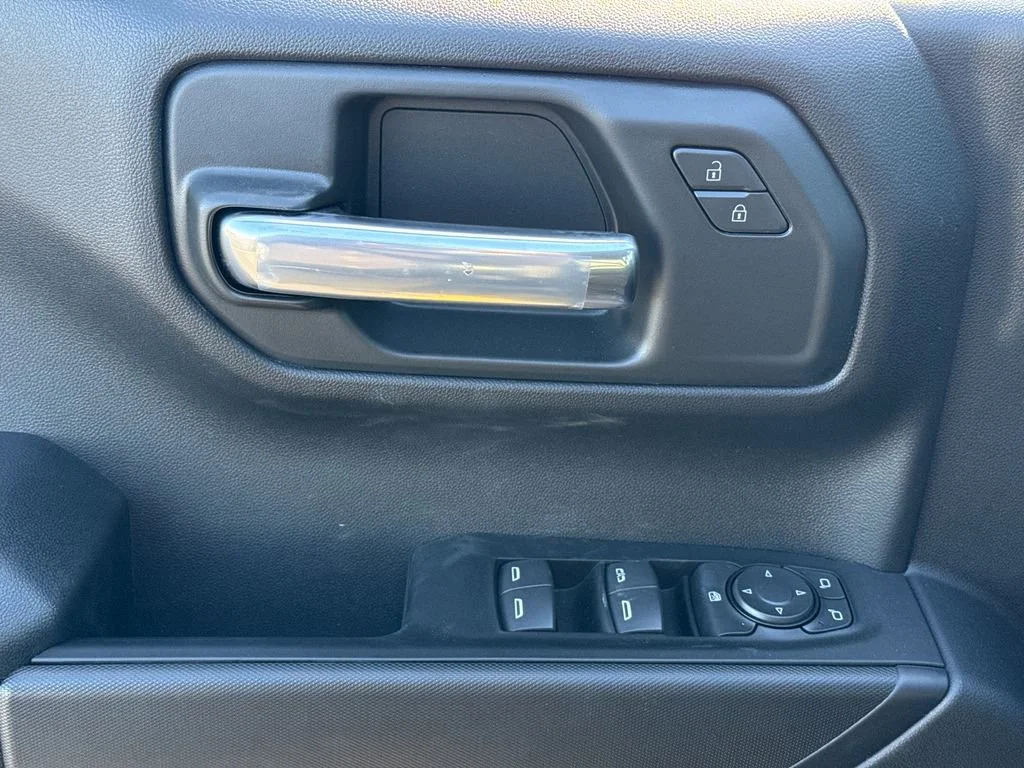 New 2026 Onyx Black GMC Pro image 15