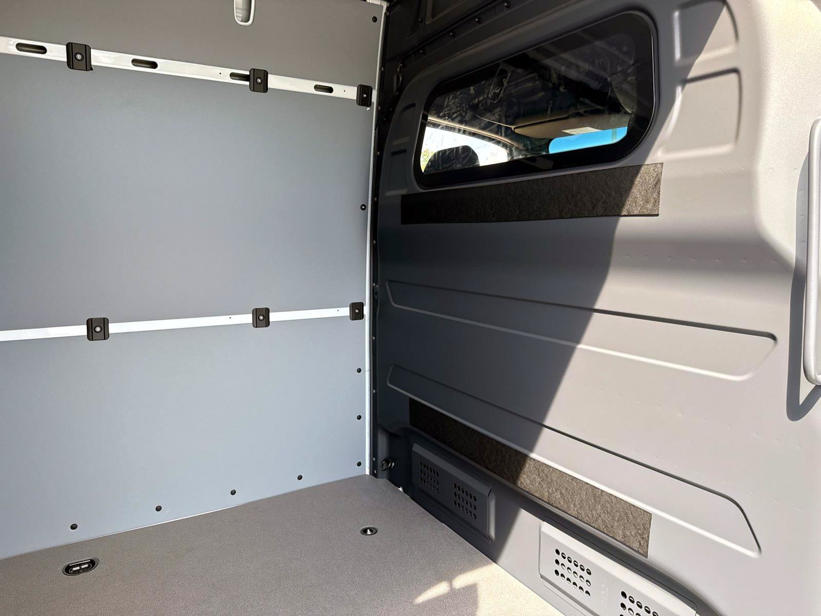 New 2026 Arctic White Sprinter Cargo 144 WB image 11