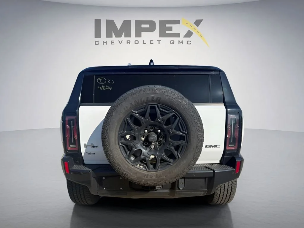 Used 2025 Interstellar White GMC 2X image 3