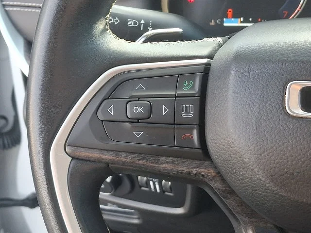 Used 2021 White Jeep Limited image 22