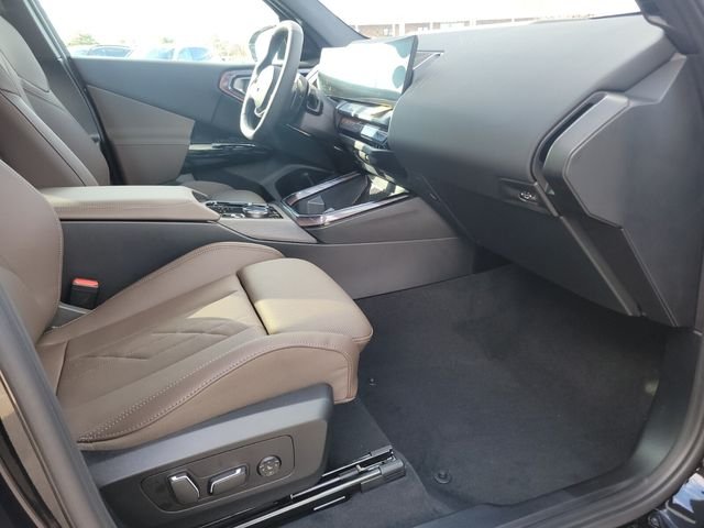 Used 2026 Black BMW 30 xDrive image 10