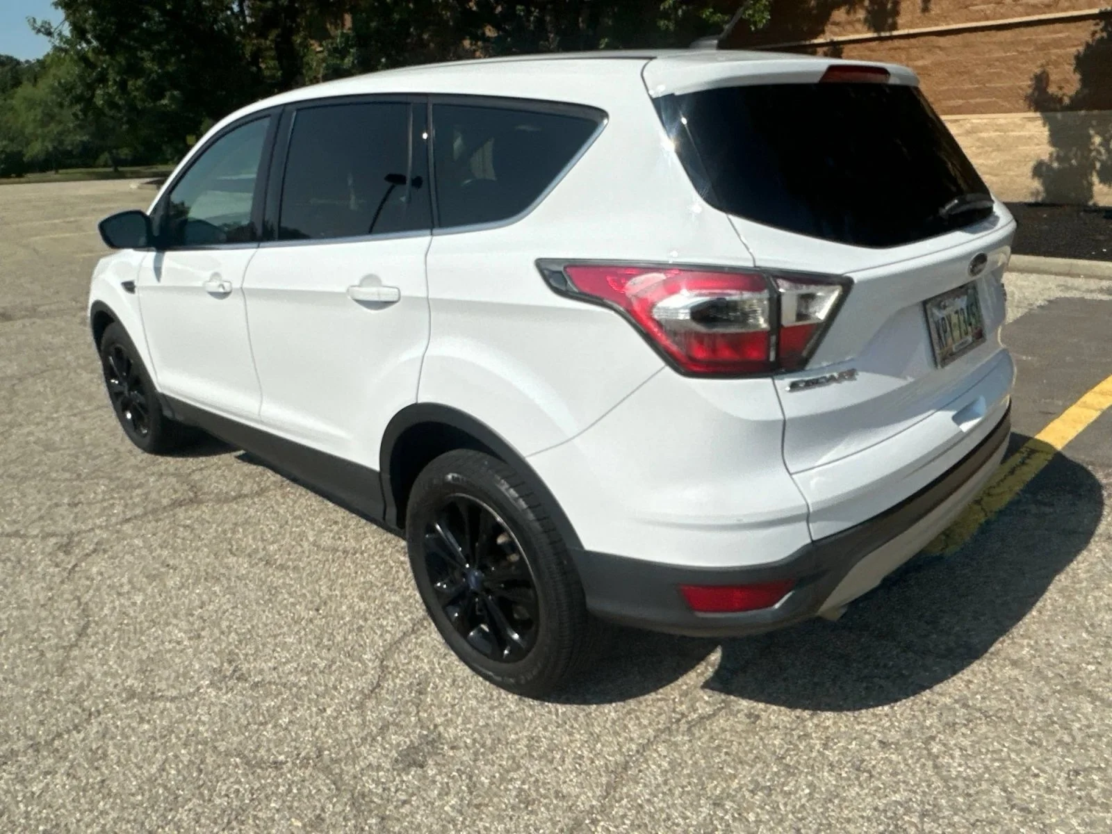 Used 2017 Oxford White Ford SE image 20