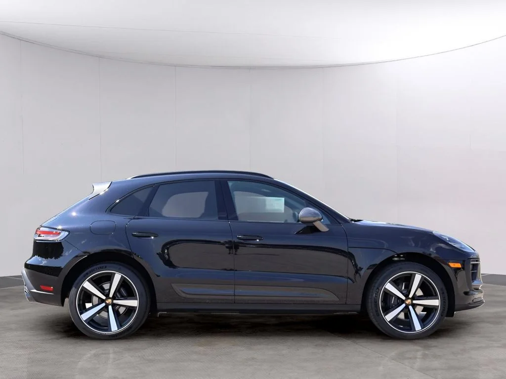 Used 2025 Jet Black Metallic Porsche T image 9