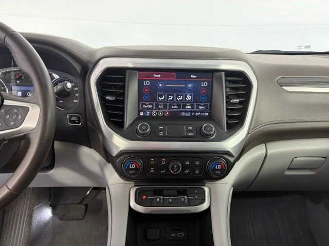 Used 2023 White GMC SLT image 45