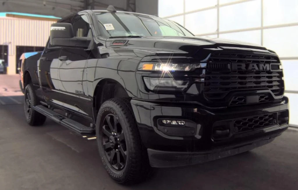 Used 2025 Black Ram Big Horn image 2