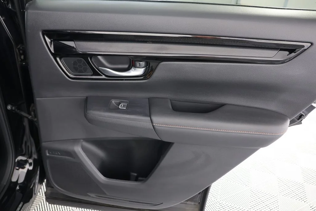 Used 2025  Honda Sport Touring image 28