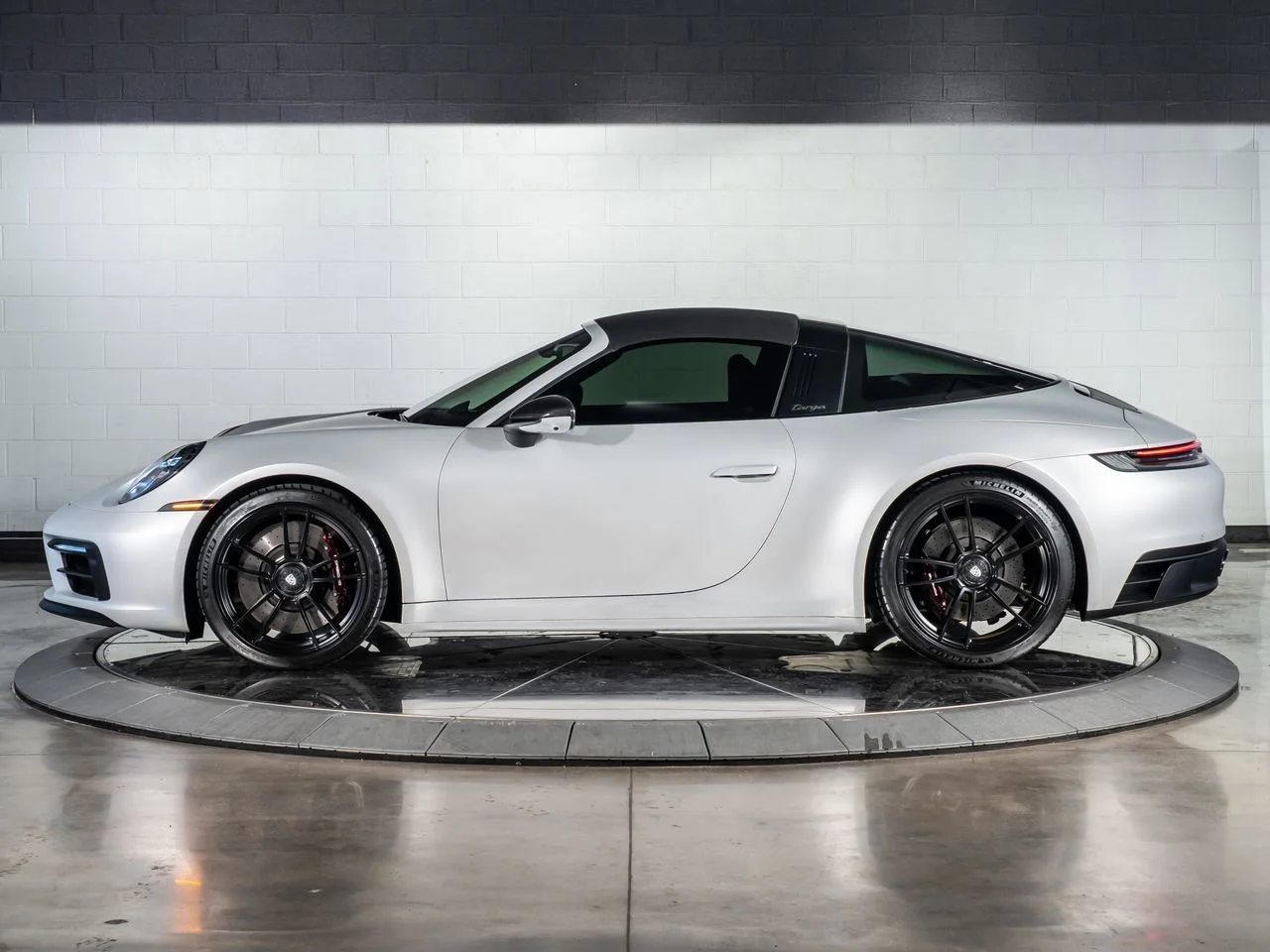 Used 2024 Silver Porsche Targa 4 GTS image 12