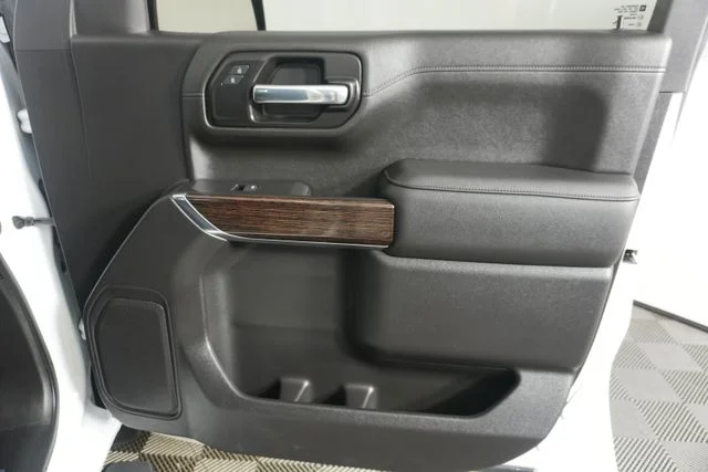 Used 2021 Summit White GMC Elevation image 36