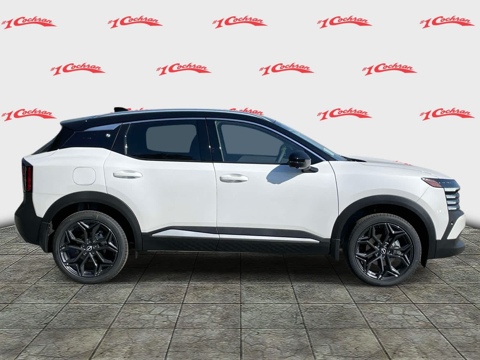 New 2026 Aspen White Tricoat/Super Black Nissan SR image 6