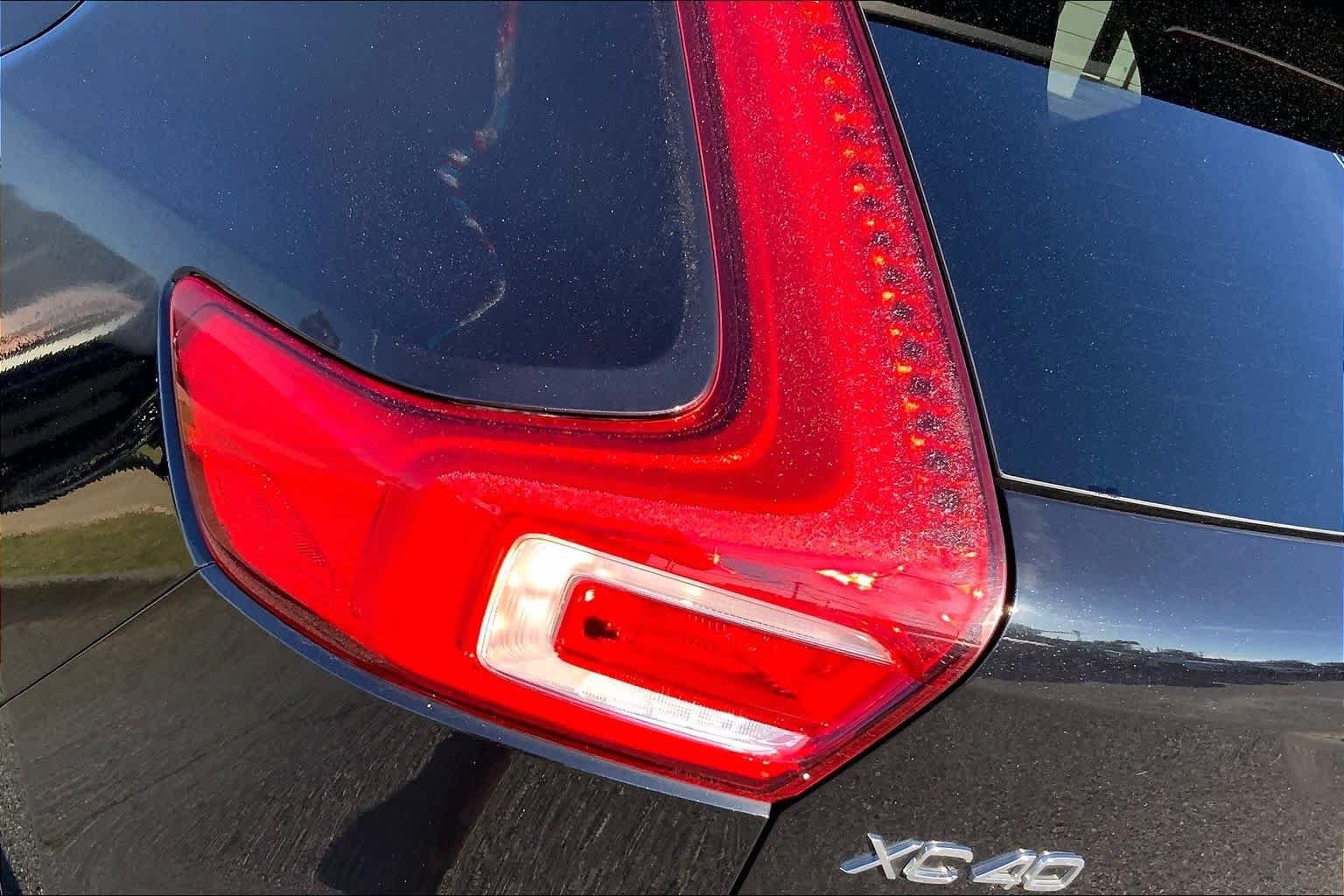 2024 Volvo XC40 Core - Photo 27