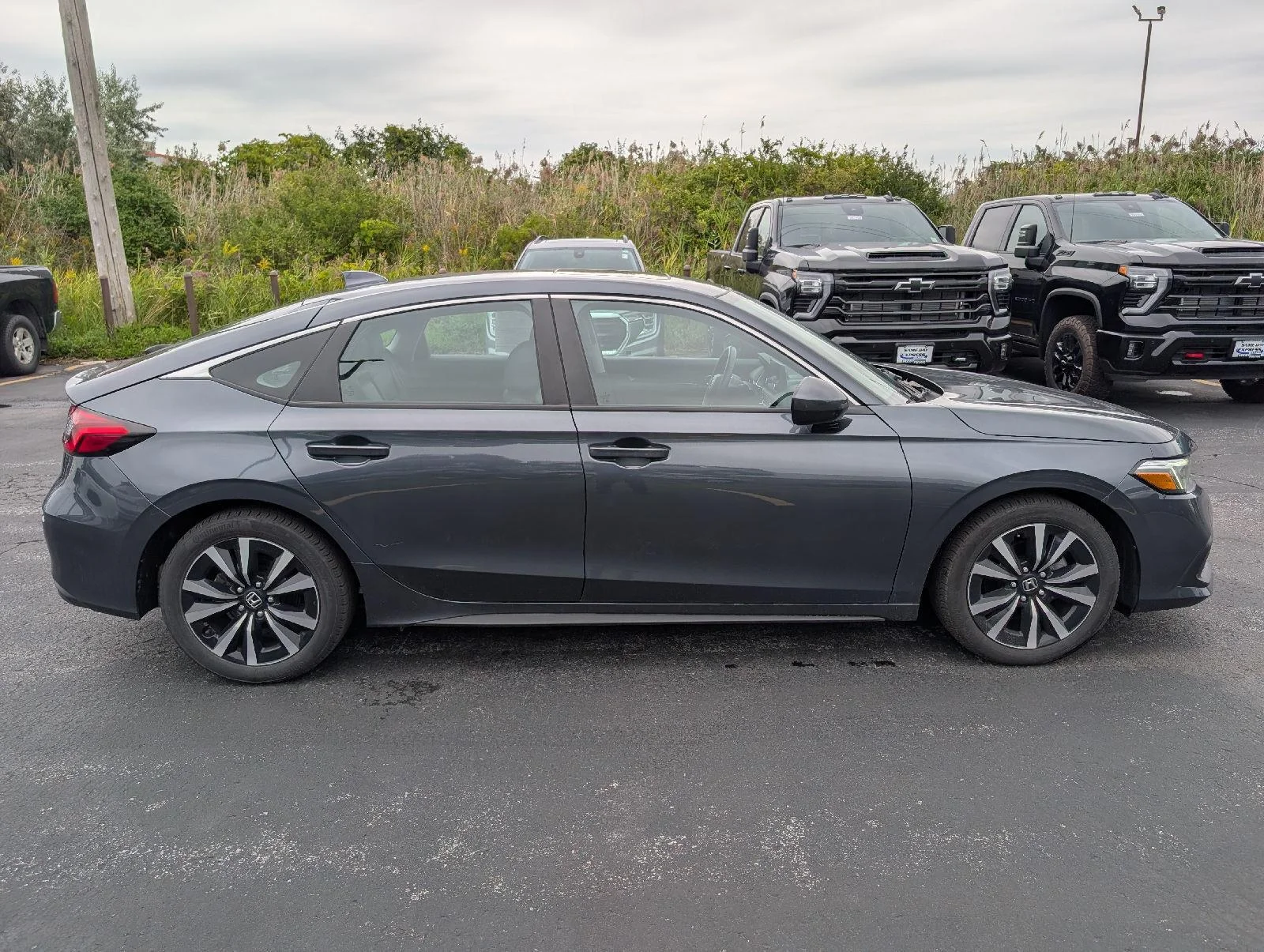 Used 2024 Meteorite Gray Metallic Honda EX-L image 8