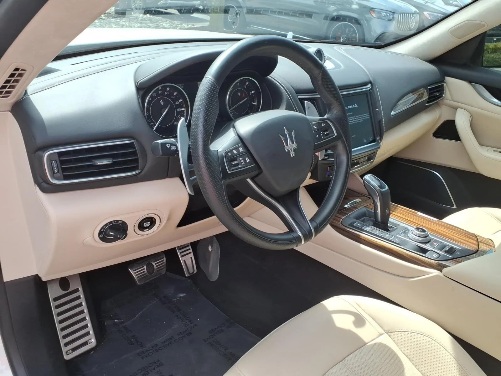 Used 2022 Bianco Maserati GT image 27