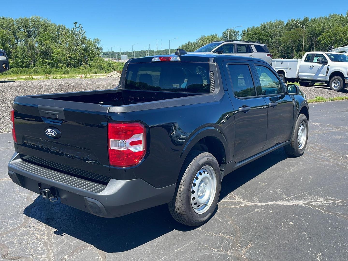 New 2026 Shadow Black Ford XL image 42