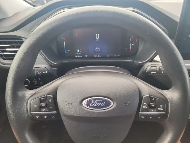 Used 2025 Red Ford Active image 27