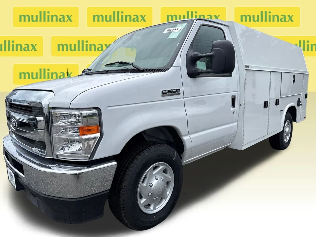 New 2026 White Ford Base image 16