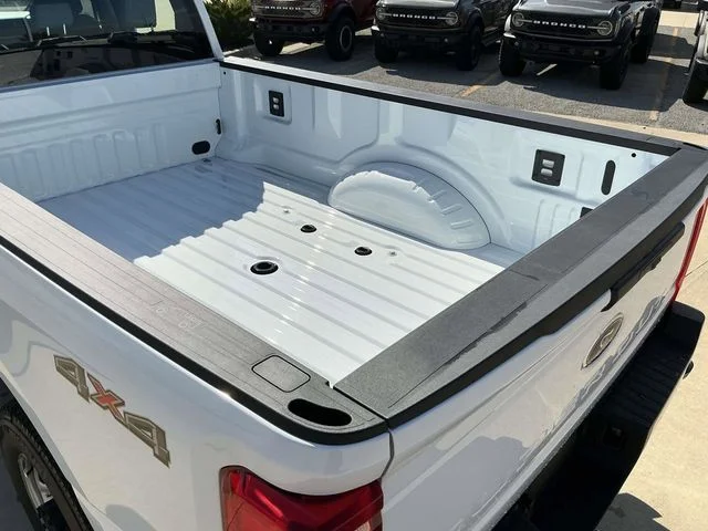 2026 Ford F-350 Super Duty XL - Photo 22