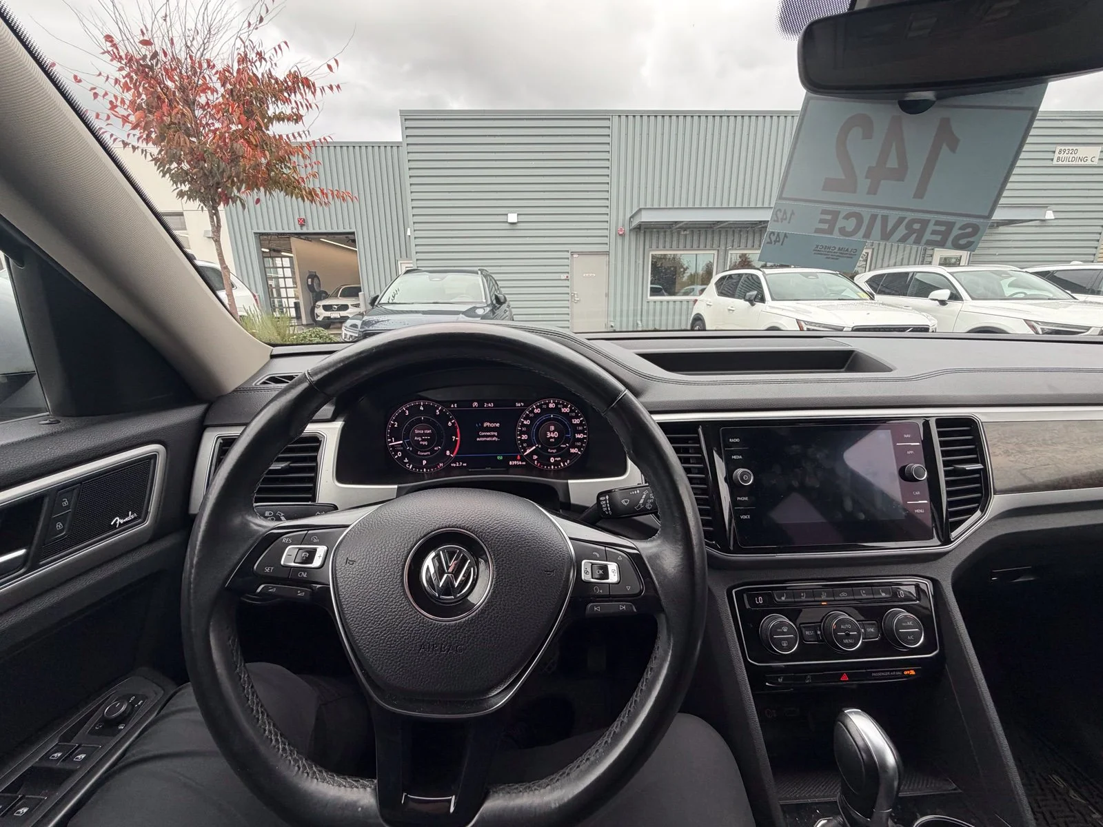 Used 2018 Silver Volkswagen SEL Premium image 12