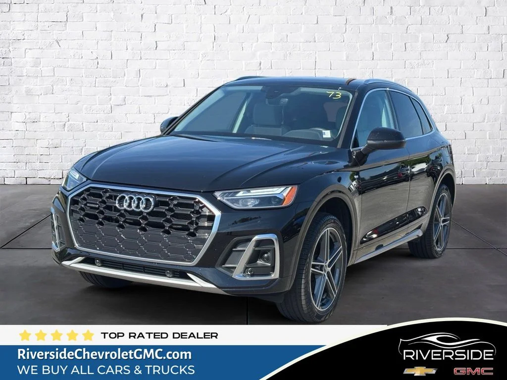 2022 Audi Q5 55 e Premium's photo