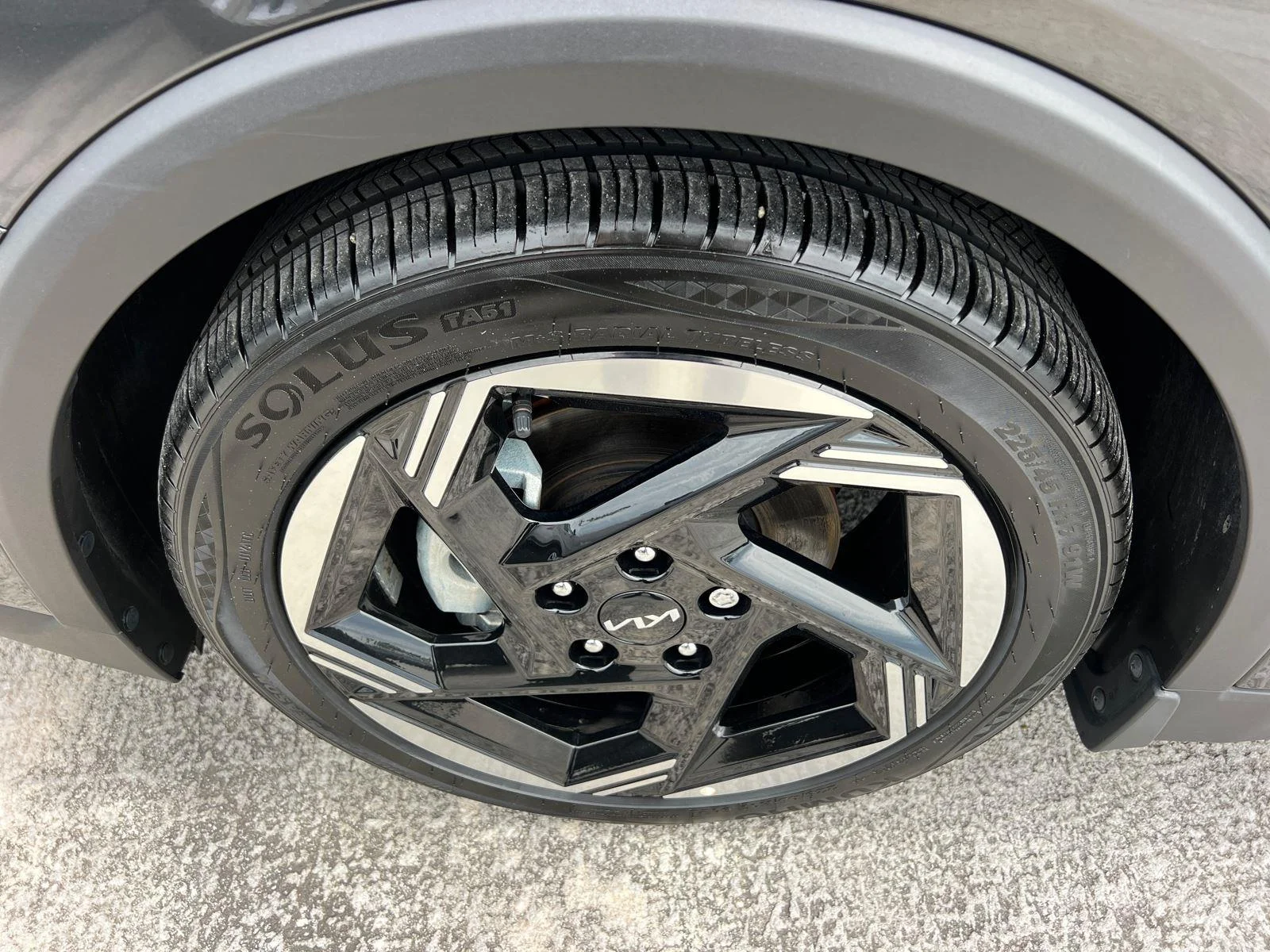 Used 2025 Interstellar Gray Kia EX image 11