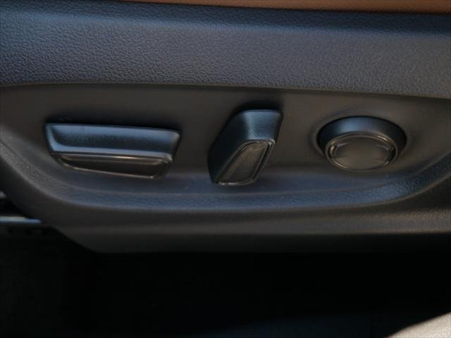 Certified Used 2026 WIND CHILL PEARL* Toyota  image 20
