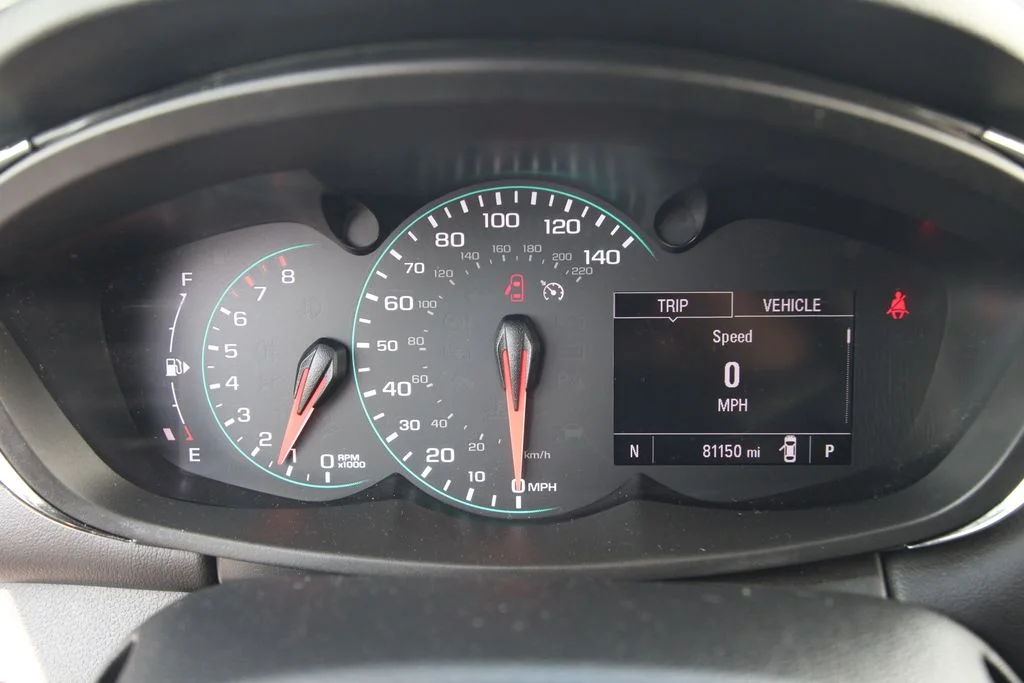 Used 2022 White Chevrolet LS image 35
