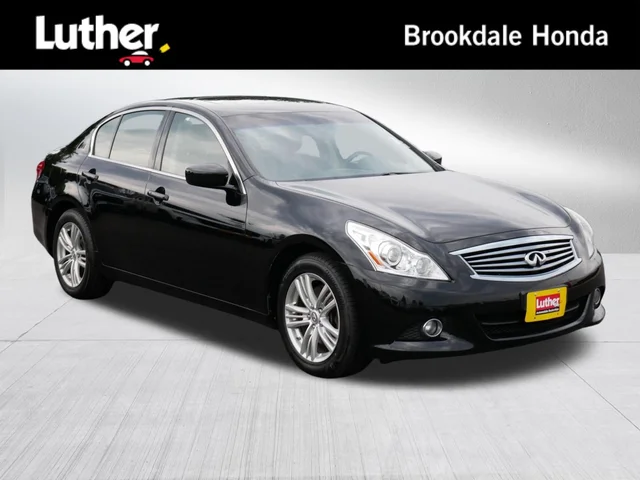 2013 INFINITI G37 Sedan x
