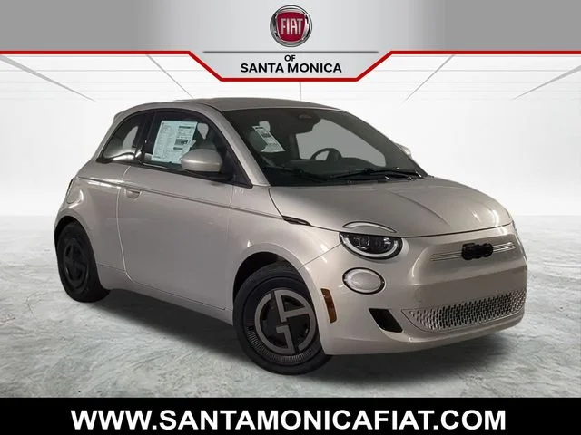 2025 FIAT 500e Giorgio Armani's photo