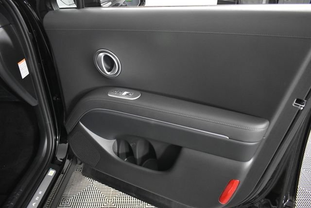 New 2026 Black Hyundai SEL 7P image 19